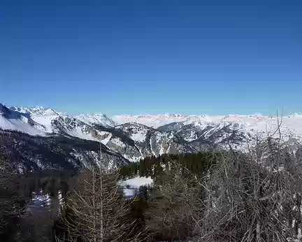 PXL026 Panorama sur les Ecrins à +de 2300m